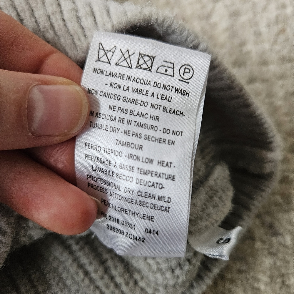 Grey Wool Sweater with rhinestones - size small - Picture 10 of 14